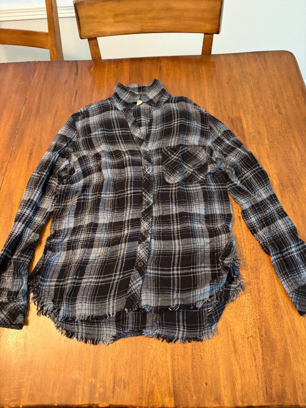 Cloth and Stone Grey and Black Plaid Button Down Size S